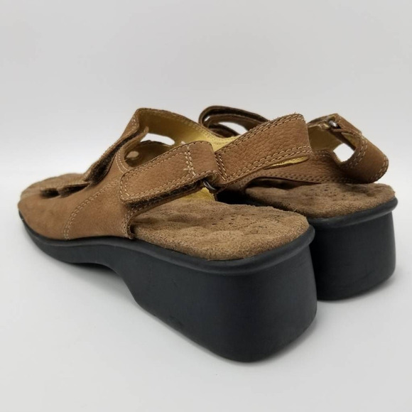 Red Cross Shoes Ultrasoft Womens Slingback Sandals Brown Leather Buckle 10 W - Picture 9 of 12